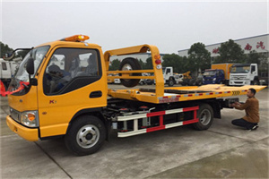 老城哪里有拖车服务