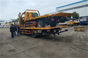 老城同城汽车补胎