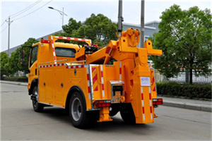 老城高速路拖车费